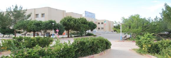 جلسه تکریم حجت الاسلام و المسلمین دکتر روح الله مروتی در دانشگاه میبد برگزار شد.