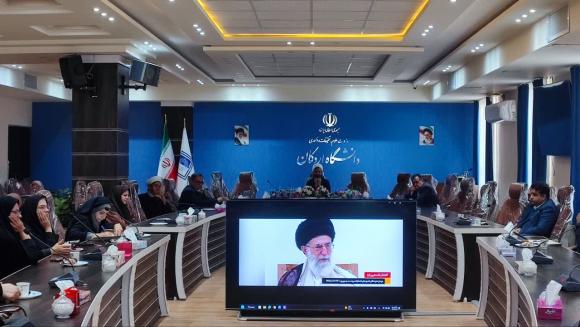 جلسه هم اندیشی اساتید دانشگاه اردکان با موضوع حماسه 9 دی